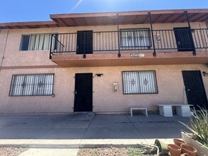 Building Photo - 4707 Cessna Ave