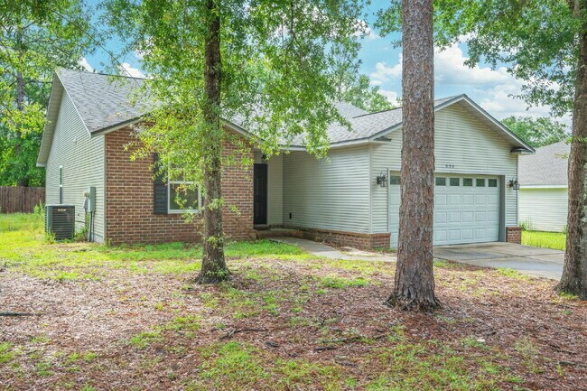 Building Photo - 646 Hunters Ridge Rd