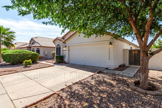 Foto del edificio - 881 E Baylor Ln