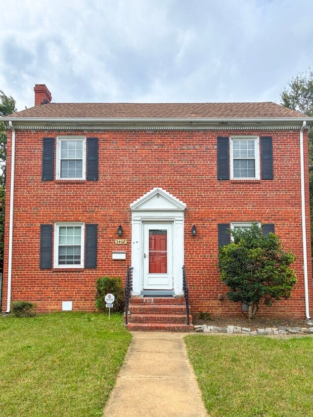 Charming 3-Bedroom Brick Colonial in Edgewood - Charming 3-Bedroom Brick Colonial in Edgewood
