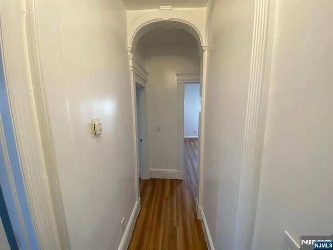 Building Photo - 29 High St