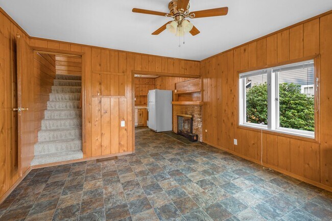 Building Photo - 4bd/2.5ba Kirkland Home
