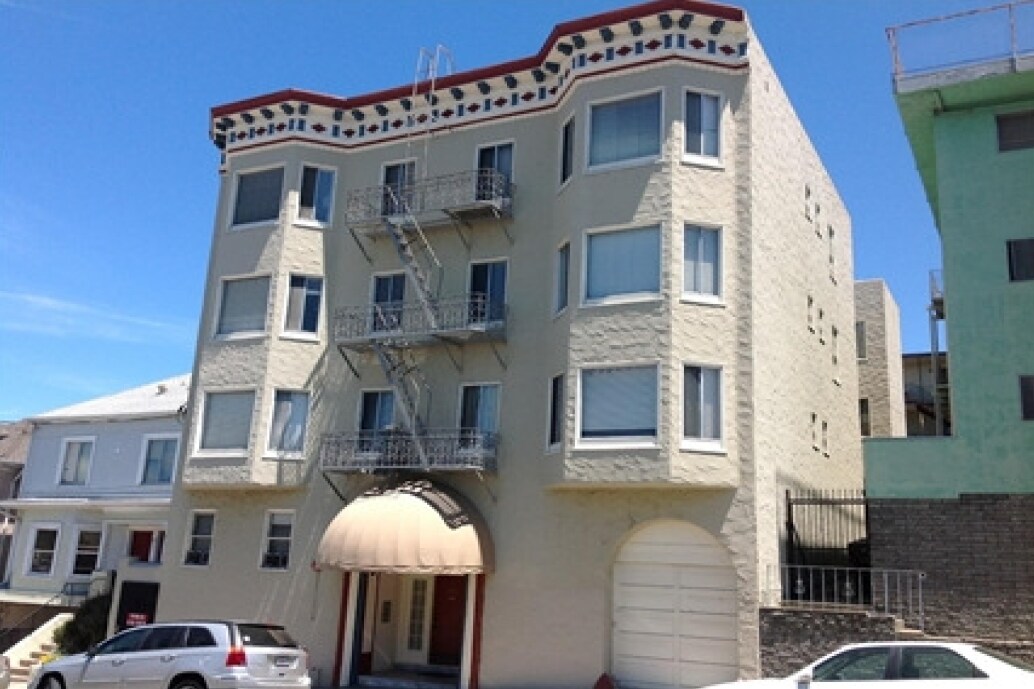 Building Photo - 428 E 19th St