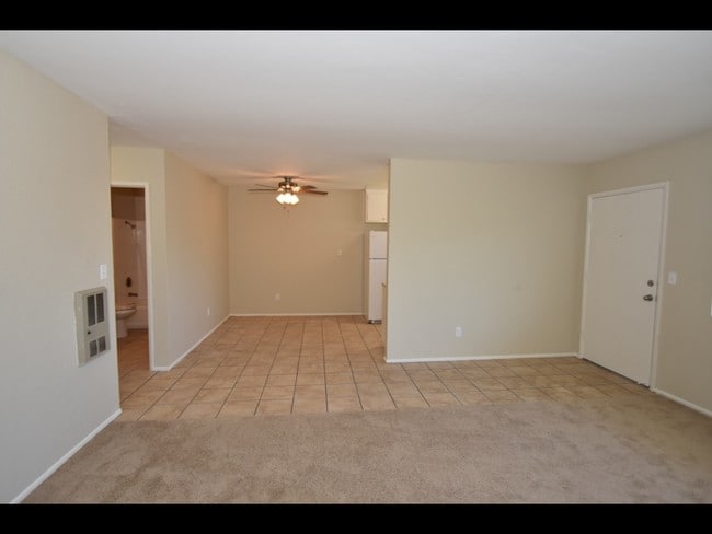 Building Photo - Oakdale Apartments
