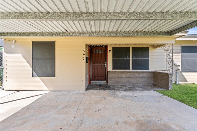 Building Photo - 5647 Belmark St