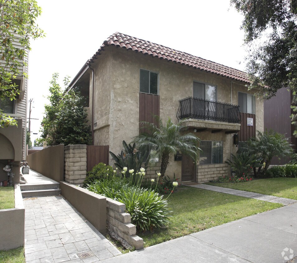 Building Photo - 4156 Tujunga Ave