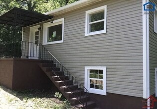 Building Photo - 4212 Ivy Ave