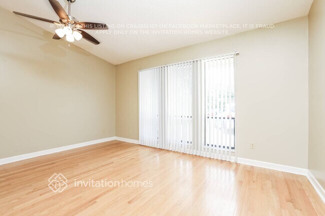 Foto del edificio - 102 Ingram Ct