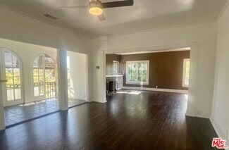 Building Photo - 456 S Wilton Pl