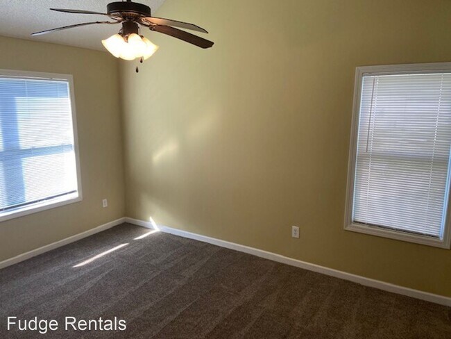 Foto del edificio - 3 br, 2 bath House - 306 Countryview Cove