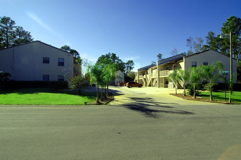 Primary Photo - Lake Foy Apartments