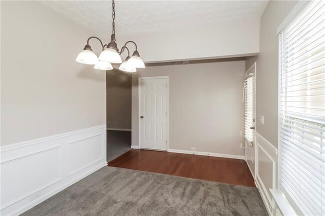 Building Photo - 6208 Shenfield Ln