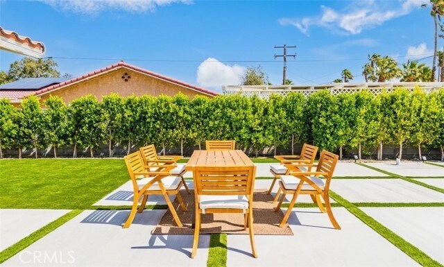 Building Photo - 2240 N San Gorgonio Rd