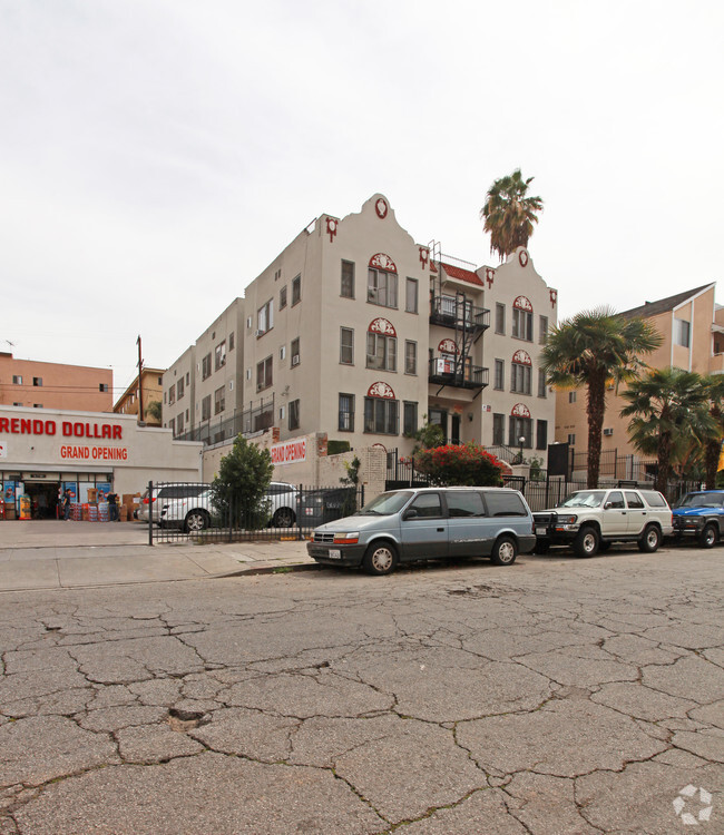 Building Photo - 316 S Berendo St