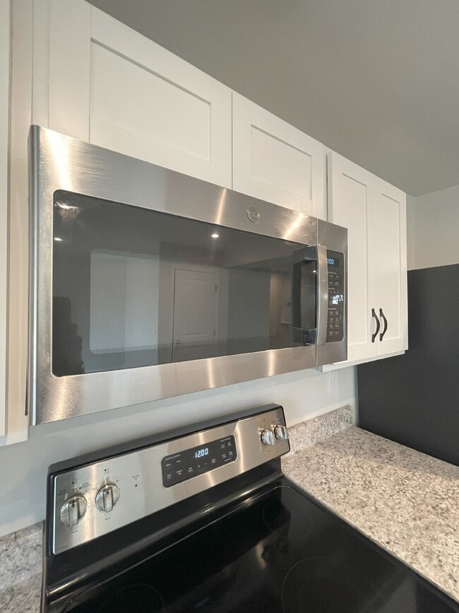 Building Photo - Charming 3 Bed, 2.5 Bath Rental in Anderson, SC - Perfect for Your Family!