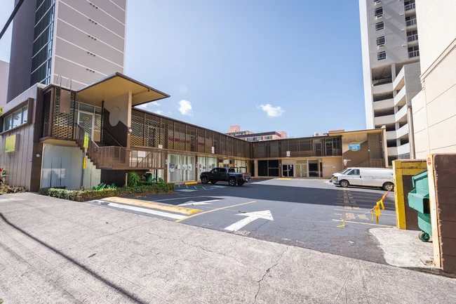 Foto del edificio - 1575 S Beretania St