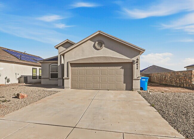 Building Photo - 924 Coyote Melon Dr