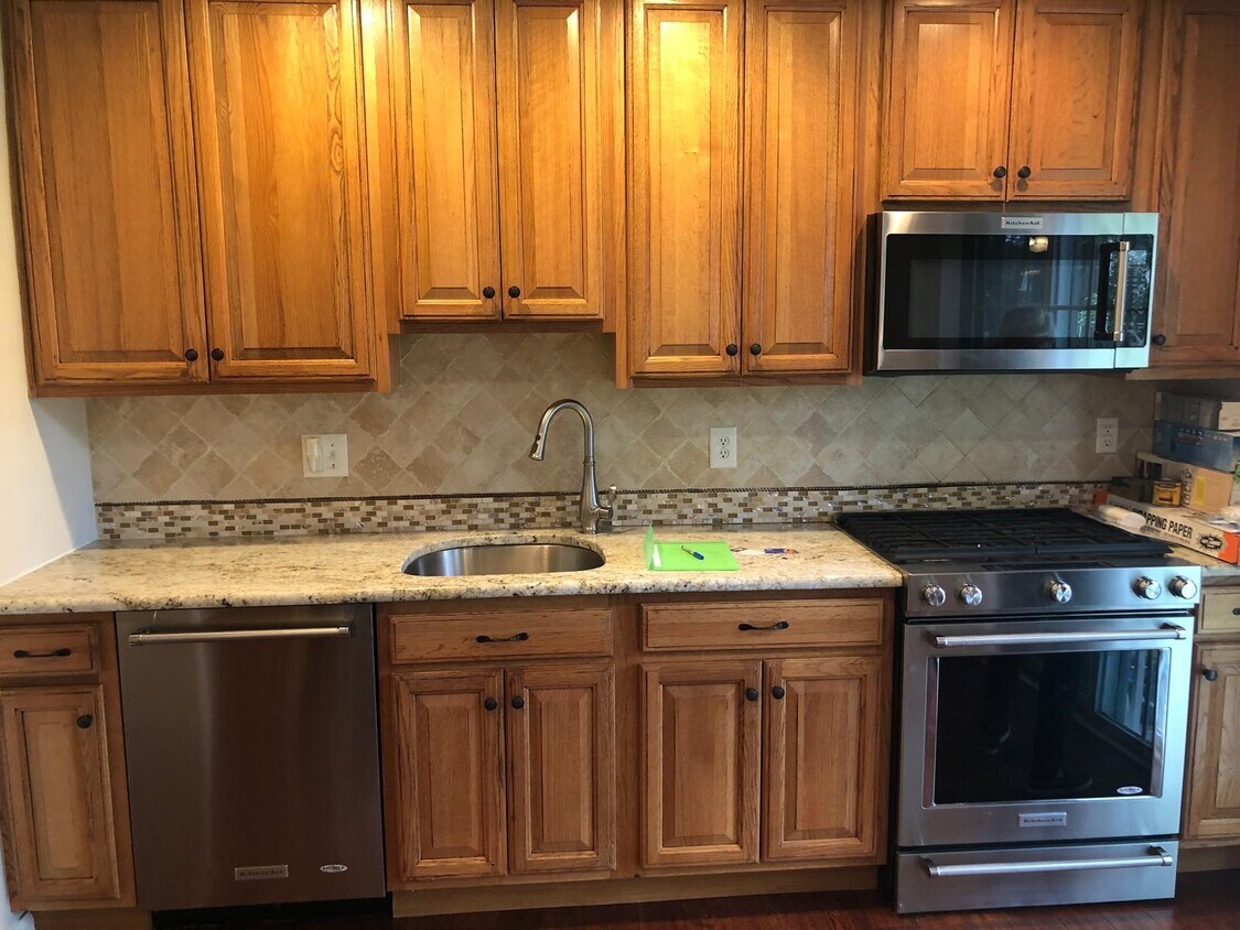 3203 Buxmont Rd, Evesham, NJ 08053 Townhome Rentals in Evesham NJ