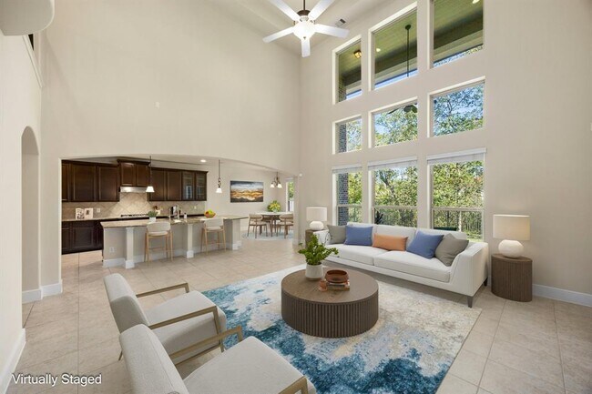 Foto del edificio - 5822 Crawford Hill Ln