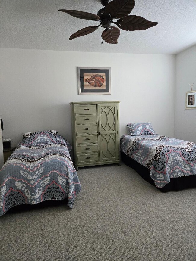 Foto del edificio - 5356 Mang Pl