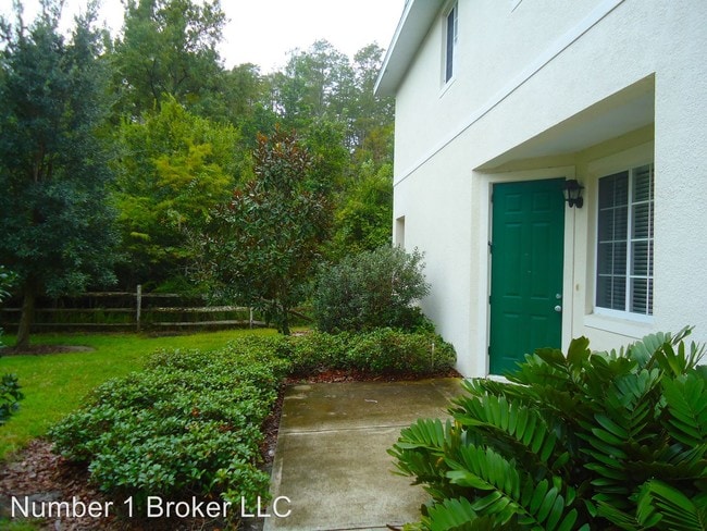 Building Photo - 10655 Regent Square Dr