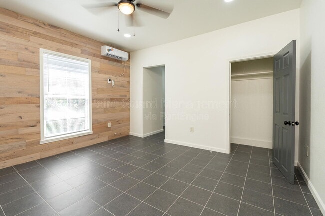 Foto del edificio - 169 S Belmont St