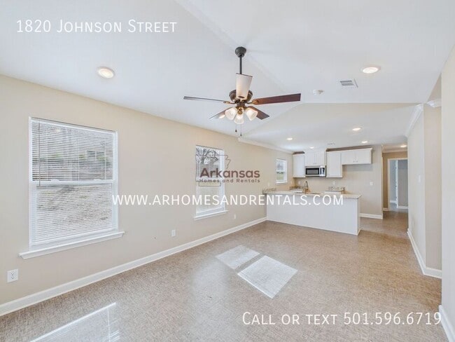 Foto del edificio - 1820 Johnson St