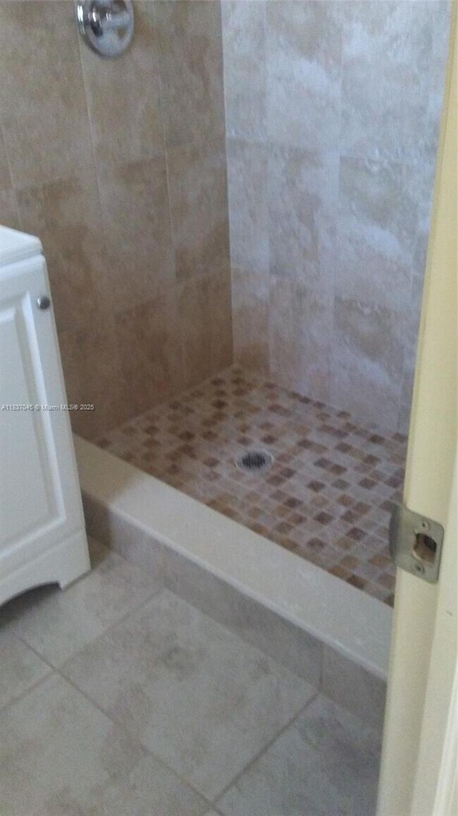 Foto del edificio - 13770 NE 20th Pl