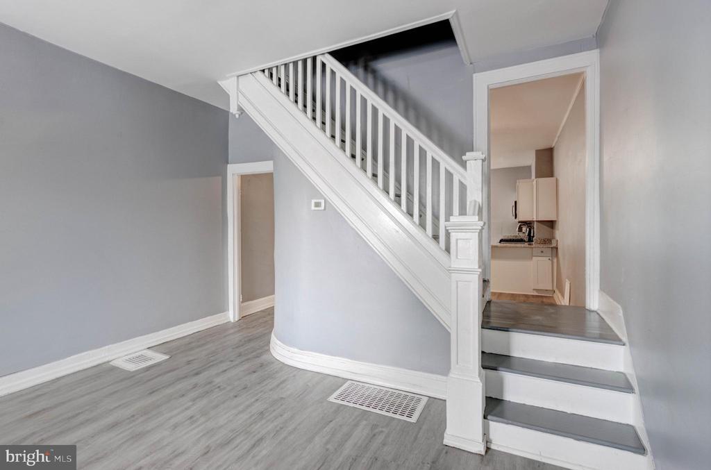 Foto principal - 3438 Belair Rd