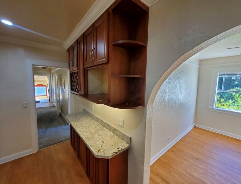 Building Photo - 402 Mendocino
