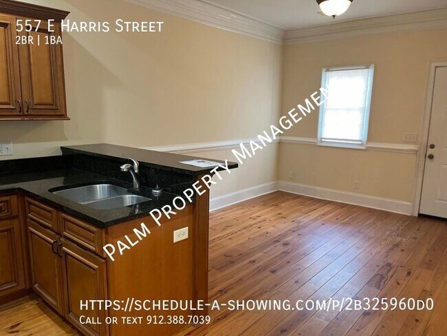 Building Photo - 557 E Harris St