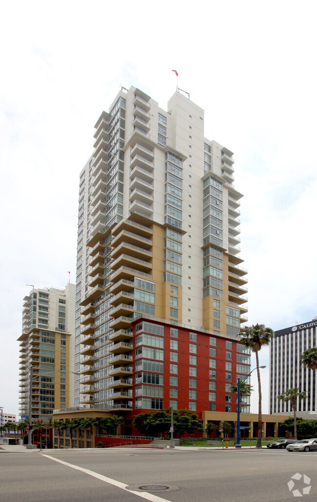 West Ocean Apartments Long Beach, CA