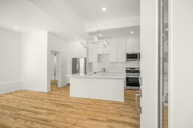 Foto del edificio - 3049-3051-3051 Clement St