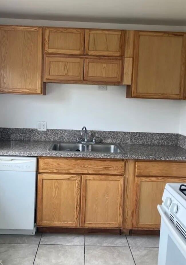 Foto del edificio - 17263 Owen St