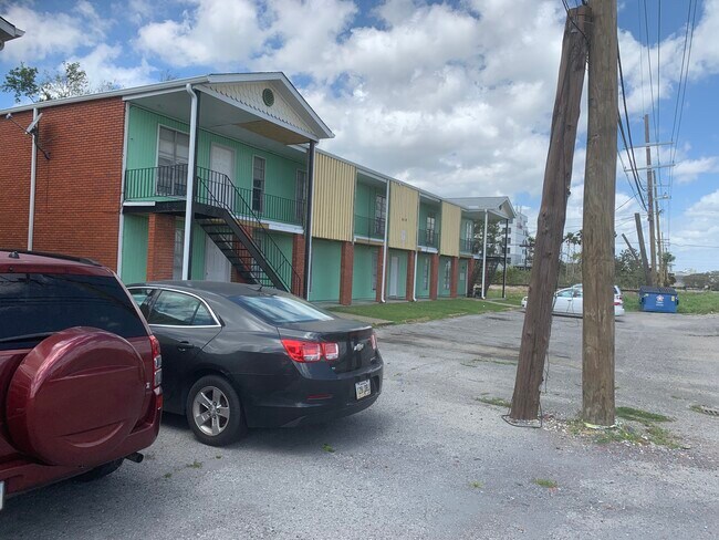 Foto del edificio - 529 Warren St