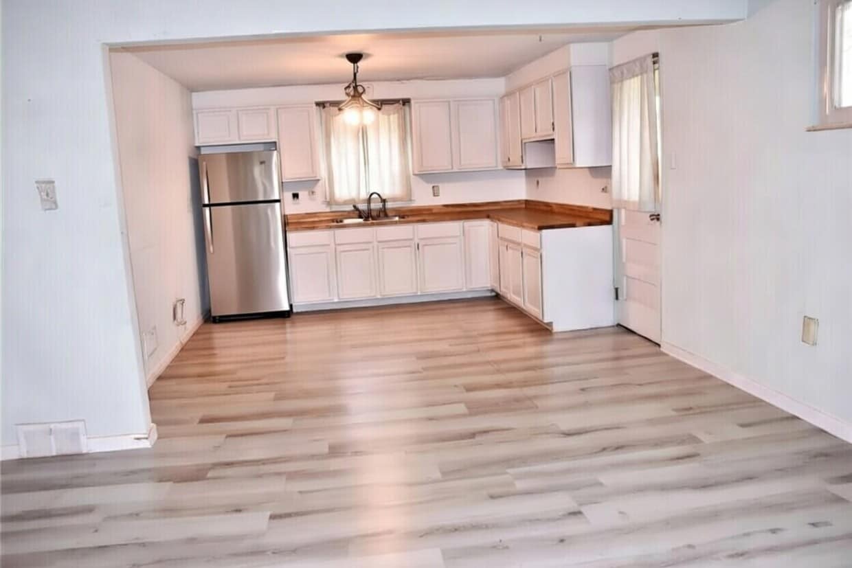 Building Photo - 318 Rockfield Rd