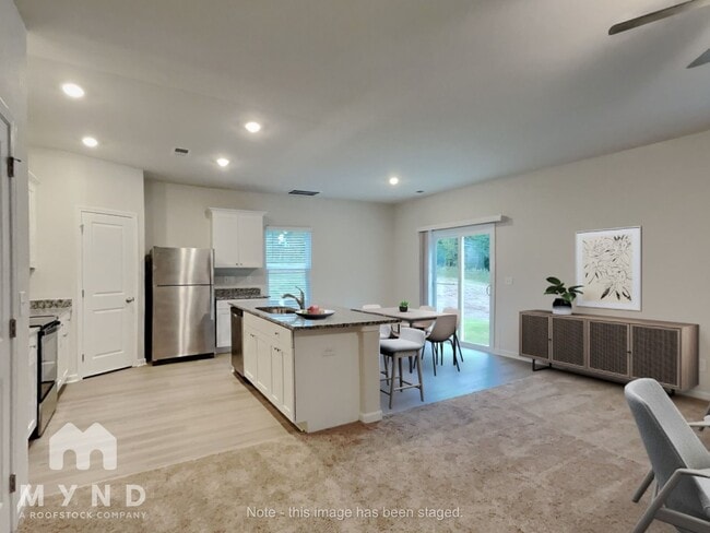 Building Photo - 349 Taverners Ln