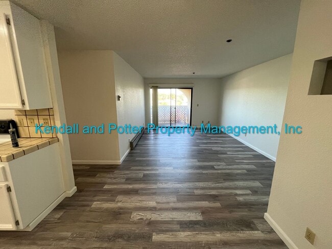 Building Photo - Madonna Vista Condo