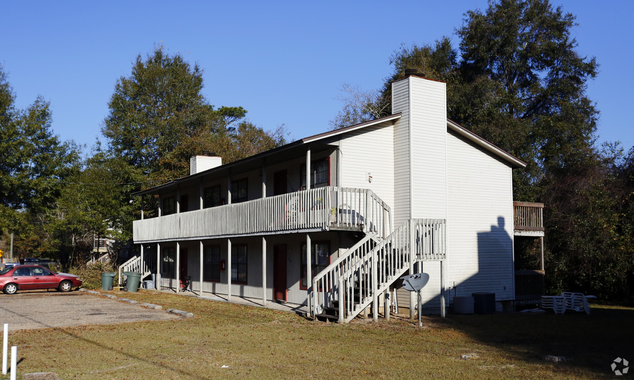 Primary Photo - Aspen Village Apartments