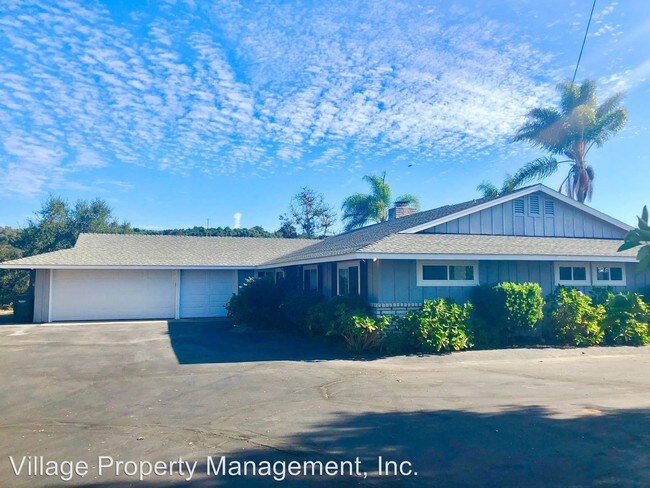 Building Photo - 3 br, 3 bath House - 2957 Canonita Drive