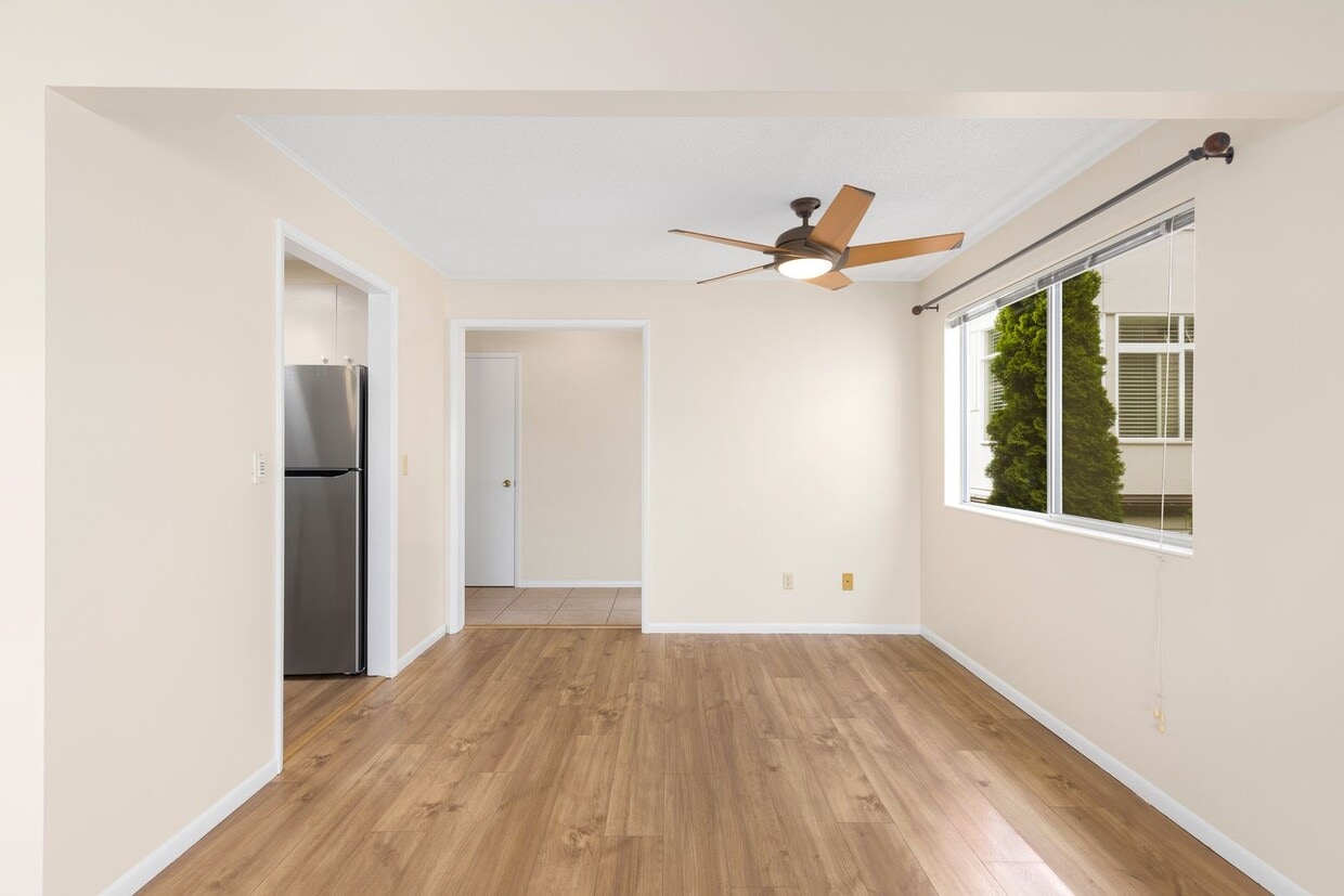Primary Photo - Renovated 2 Bedroom Unit in Magnolia
