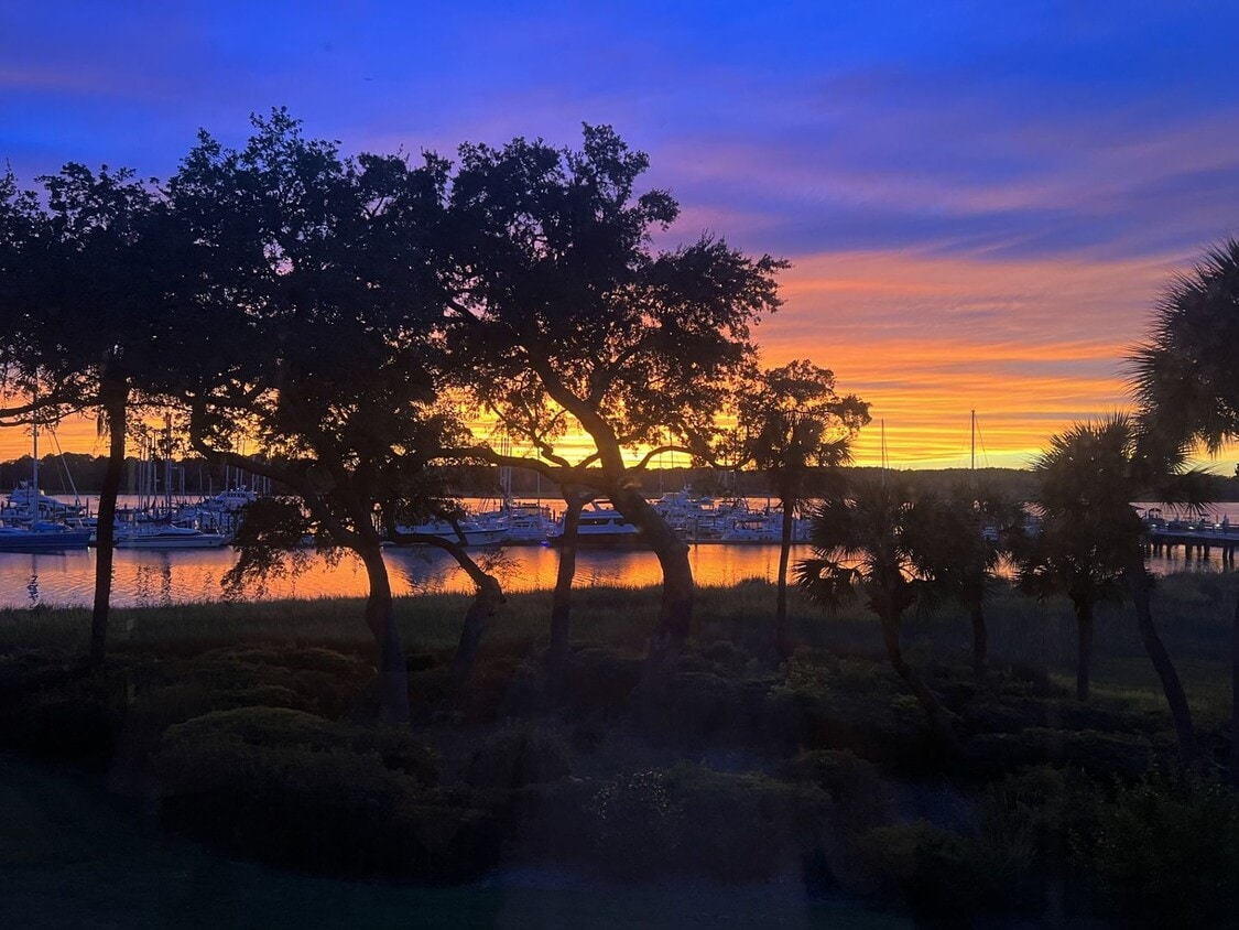 Primary Photo - Furnished Waterfront Condo in Hilton Head ...
