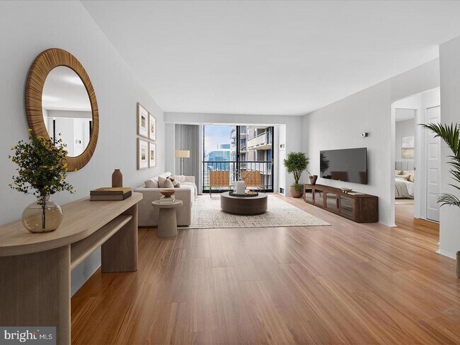 Foto del edificio - 1800 Old Meadow Rd