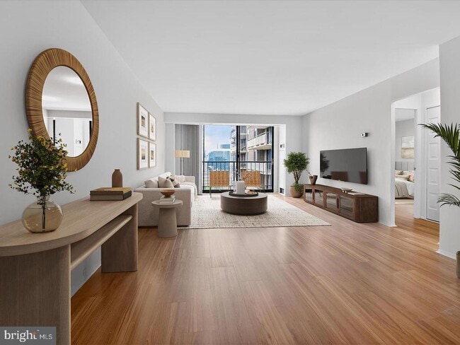 Building Photo - 1800 Old Meadow Rd