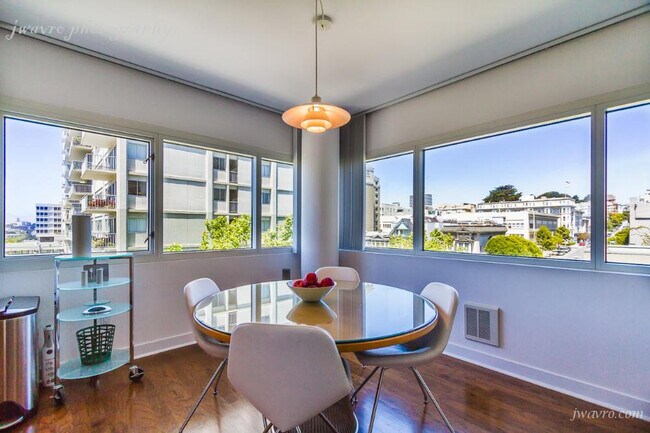 Foto del edificio - 1388 Gough St