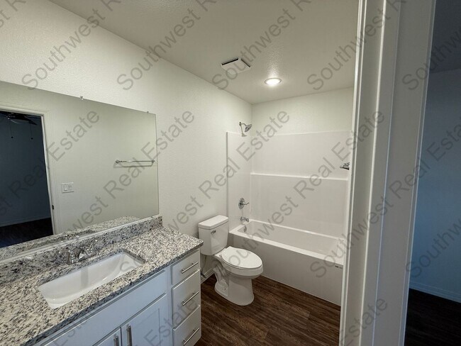 Foto del edificio - 2117 Bobwhite Ct