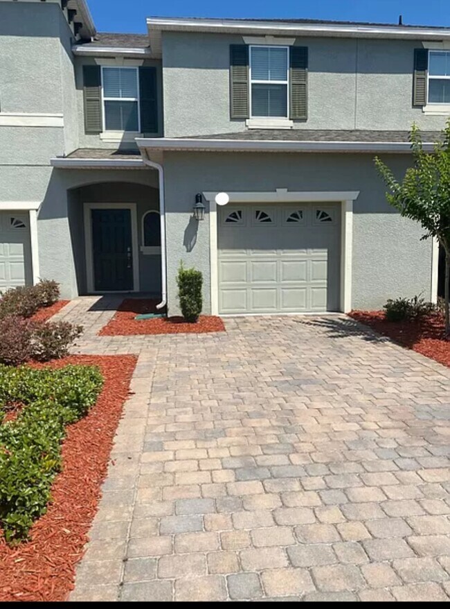 Front Exterior - 102 Phillip Scott Dr