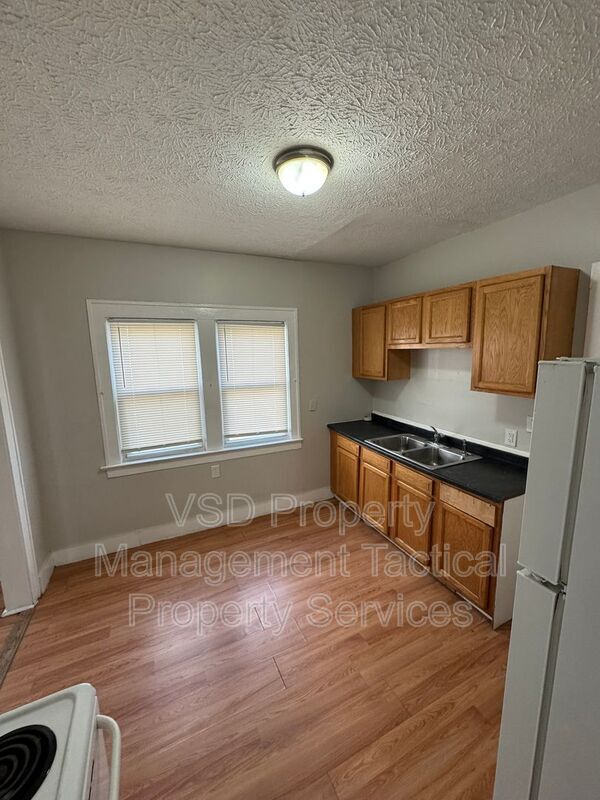 Foto del edificio - 13436 Hartford Rd