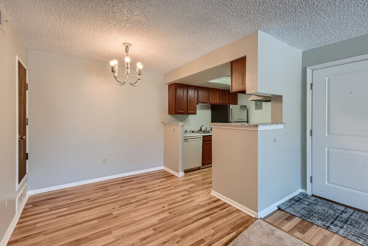 Foto principal - 4400 S Quebec St
