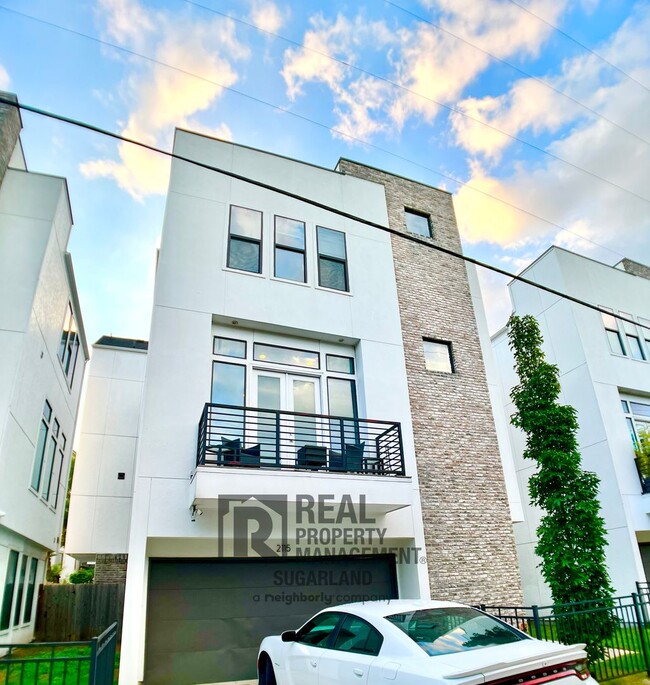 Photo - Luxurious Three Story Townhome!